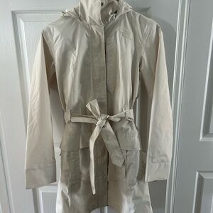 The North Face Women's rain coat/Hooded Trench Coat